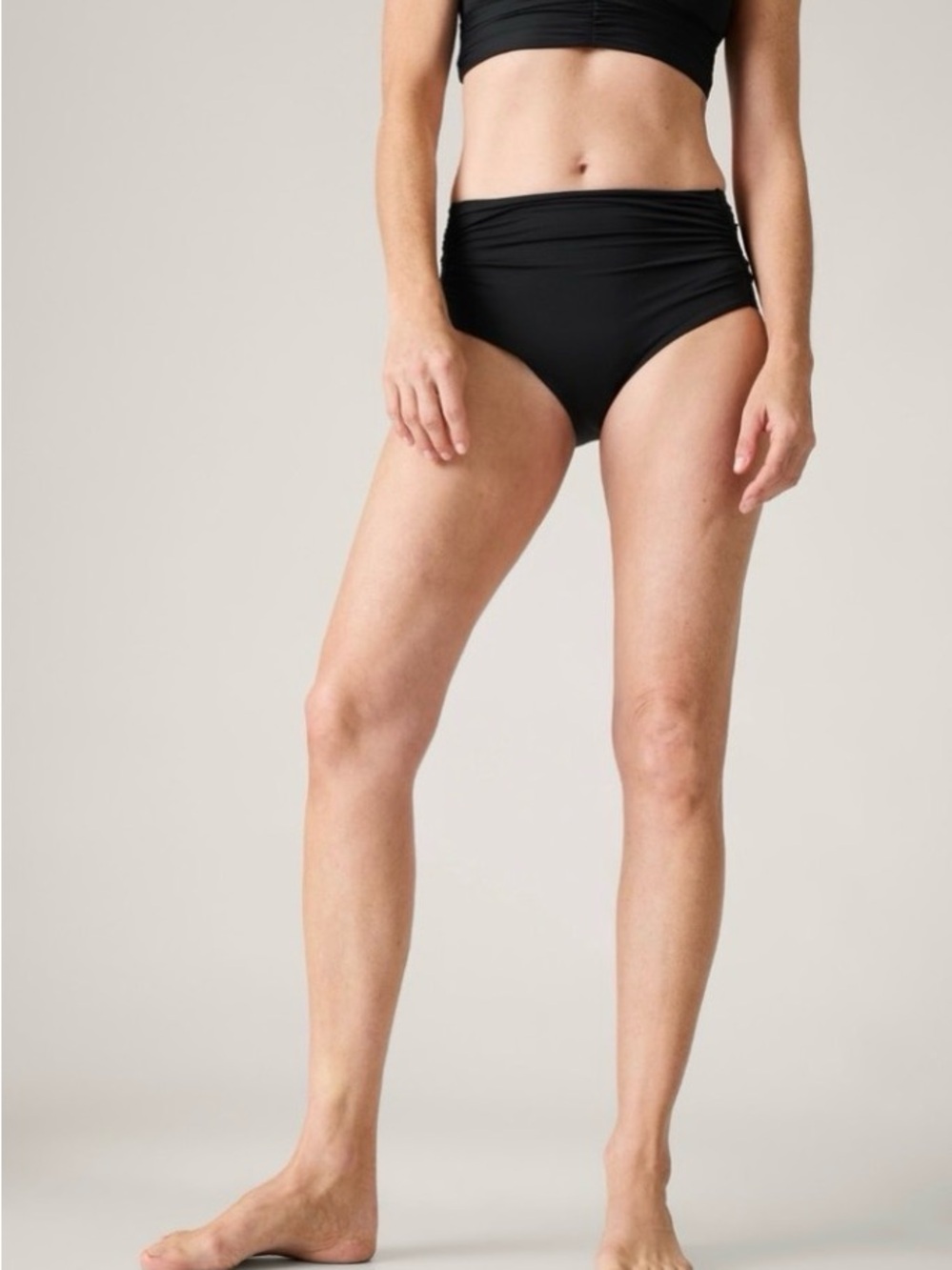 Athleta Black Horizon High-Waist Swim Bottoms. Size M